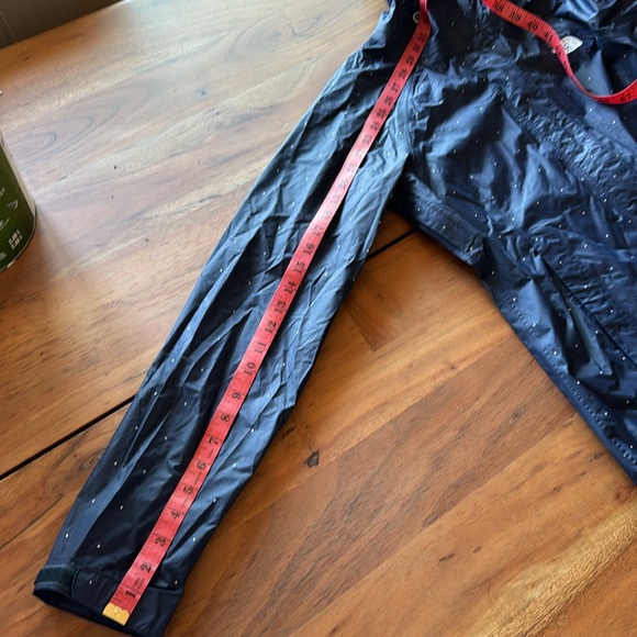 The North Face polka dot rain jacket small - Picture 11 of 11